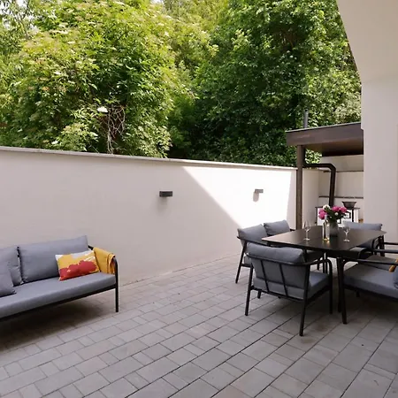 Feher Haz Feriehus Balatonfůzfő